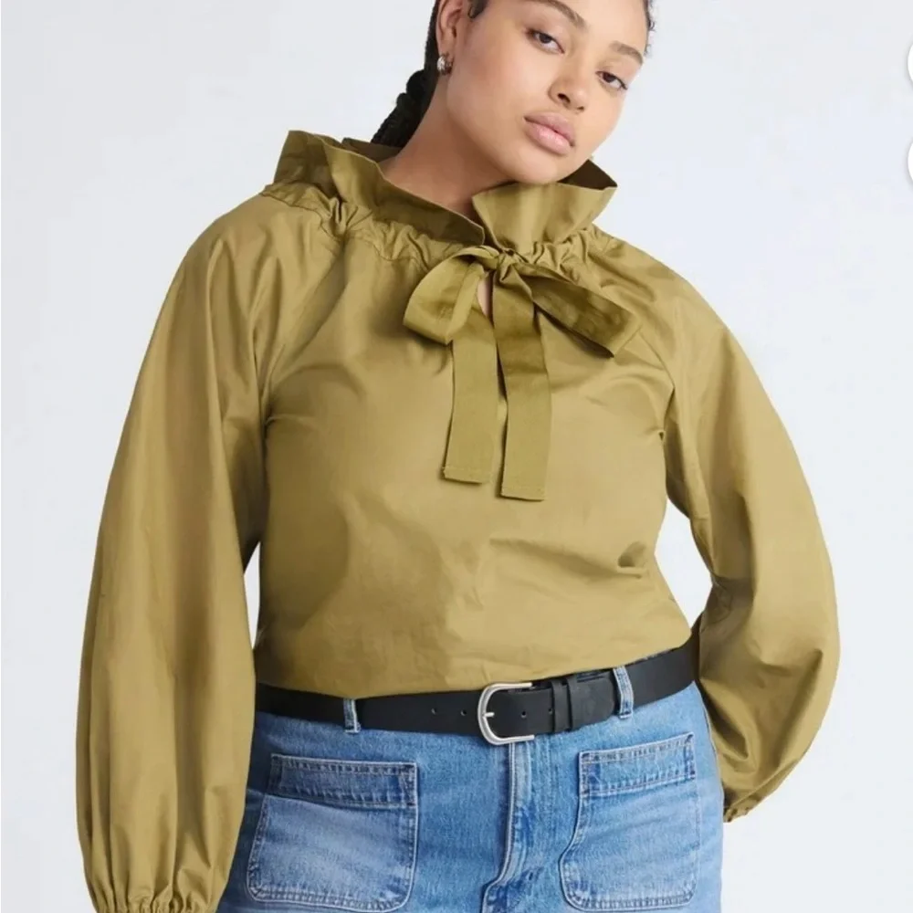 Free Assembly women’s ruffle neck cotton top - Picture 1 of 4